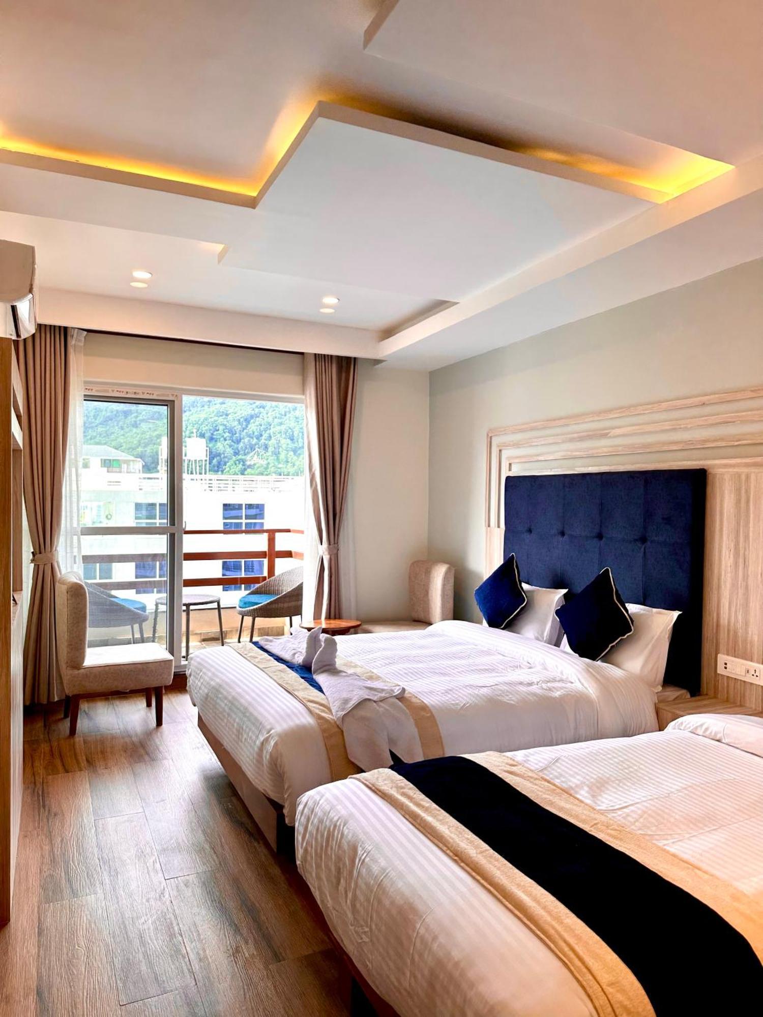 Hotel Adam Pokhara Extérieur photo